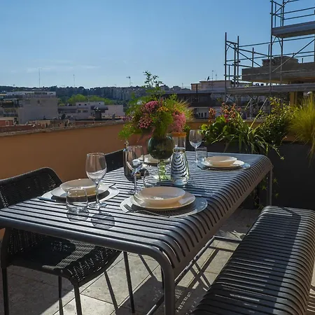 Terrace By St Peter Apartment Rome