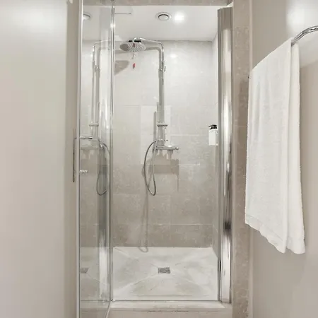 Hotel Capo D´áfrica – Colosseo 4*