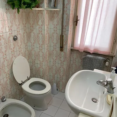 4 Season Bed & Breakfast Rome
