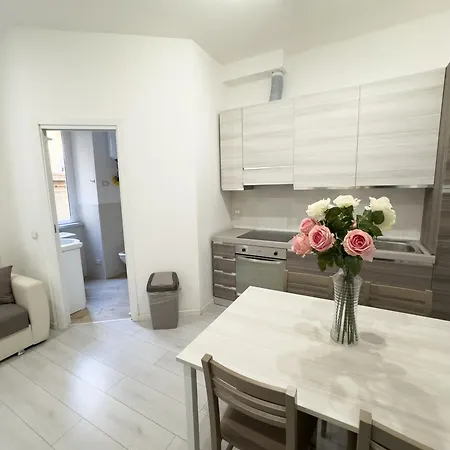 Valerias Nest Elegant With Wifi And Charm * Roma
