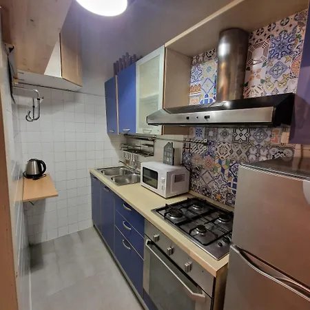 Vacanze Romane Apartment *