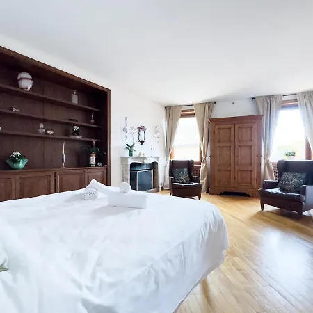 Maison Giulia Rome