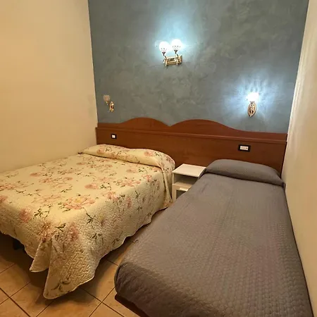 Near Termini Station Guest house 3*