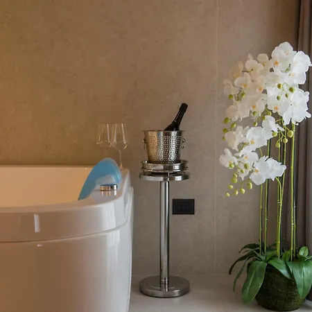 Bocca Di Leone Luxury Guest house *