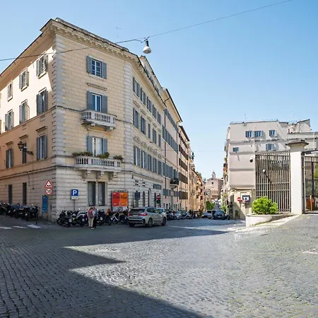 La Casa Sul Cortile Rome