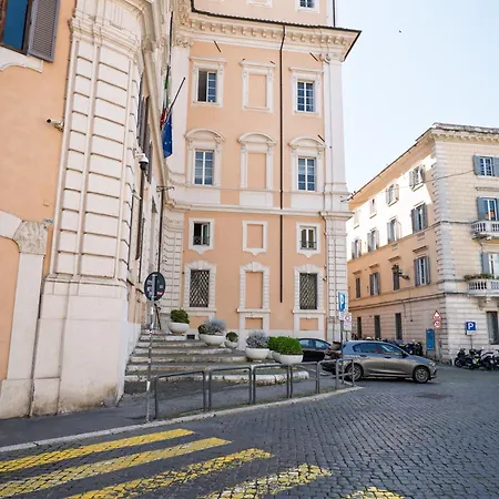 La Casa Sul Cortile * Rome