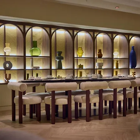 Cardo Roma, Autograph Collection 4* Roma