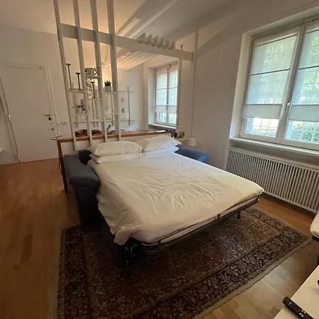 Domus B Corso Francia Apartment