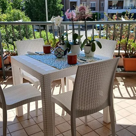 Apartment Miro House