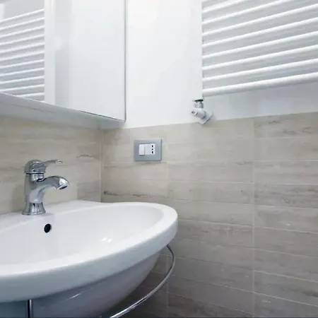 Apartment Navona Secret Rom