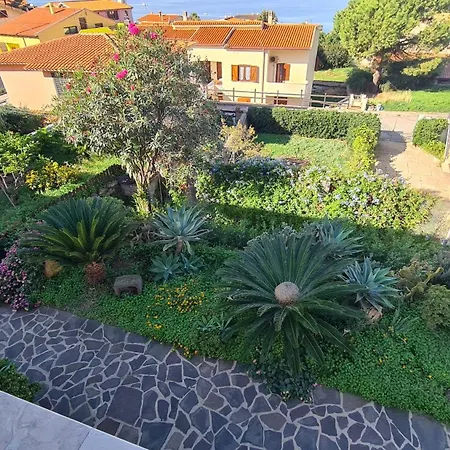 Casa Delle Ginestre 2 Apartment *