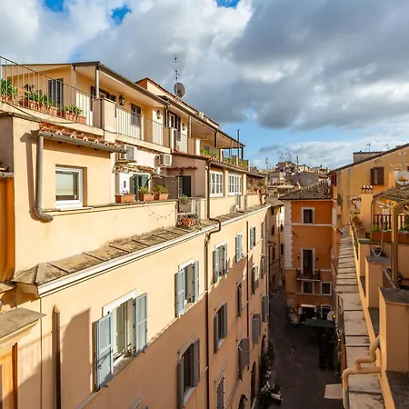 Guest house Daplace - White In Navona