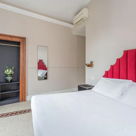 Daplace - White In Navona Guest house *
