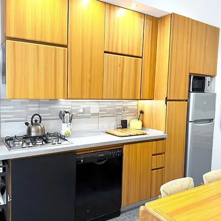 Apartment Trastevere For You... 3 Bedrooms Rome