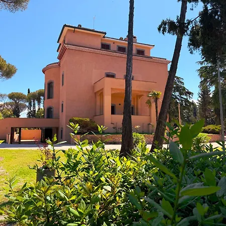Due Leoni - Casa Per Turismo Cattolico * Řím