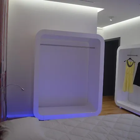 Trevi Elite Guest house