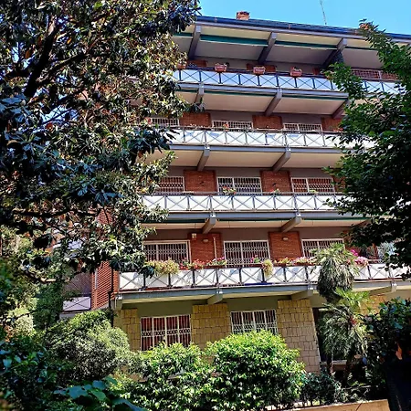 Apartment A Casa Di Lilly Rome