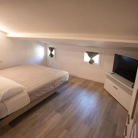 Piazza Loft * Rome