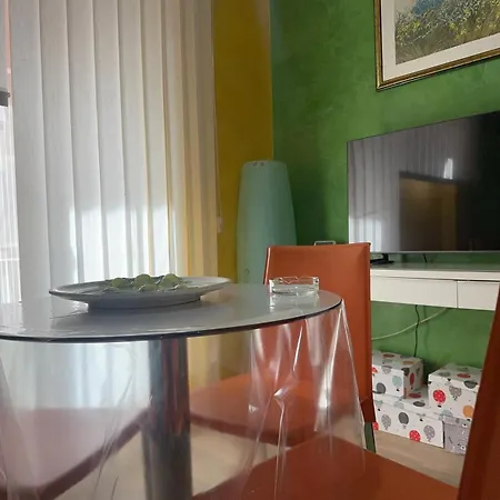 Urban House Apartment