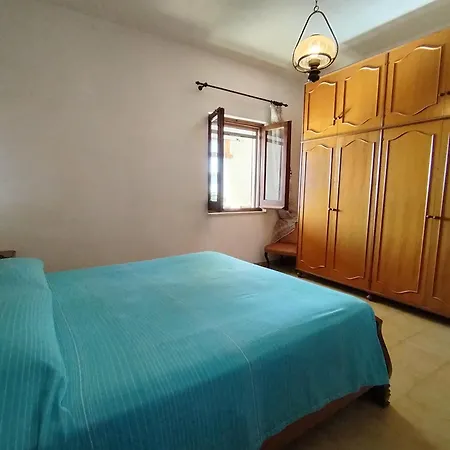 Casa Delle Ginestre 2 Apartment *