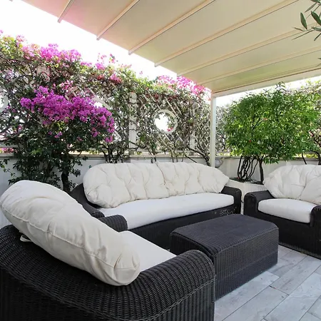 Penthouse Piemonte * Roma