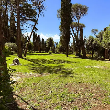 Hotel Due Leoni - Casa Per Turismo Cattolico *