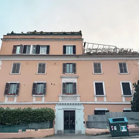 La Chiostrina