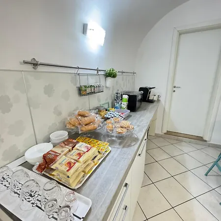 Oda ve Kahvaltı La Chiostrina Roma
