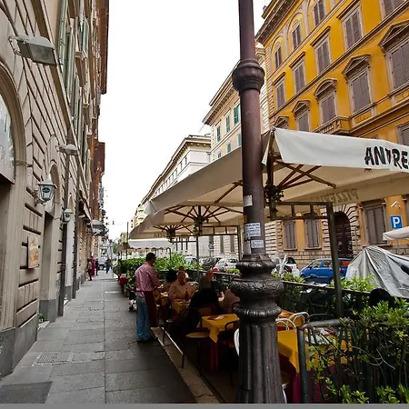 Bed In Couette-café Rome