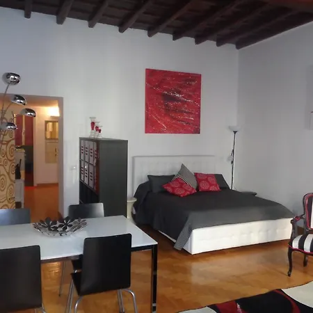 World Wide Bed Piazza Del Popolo Apartment