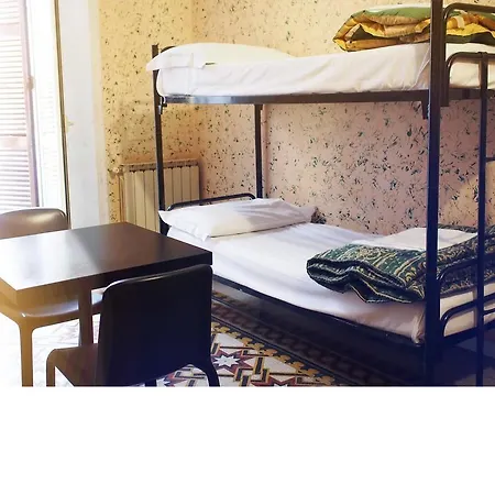 Albergue M&j Place *