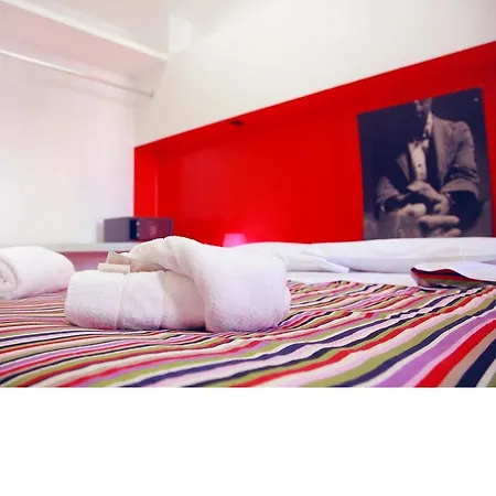 Albergue M&j Place