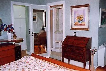 Tomas Bed & Breakfast