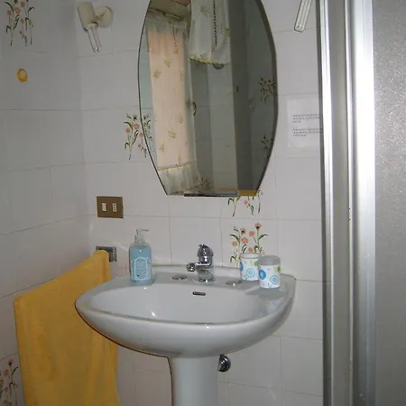 Bed & Breakfast Normarobby 3*