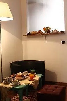 招待所 特拉斯提弗列酒店