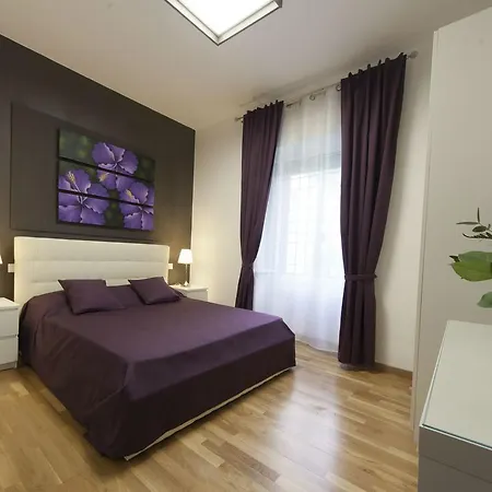 Astoria Golden House *