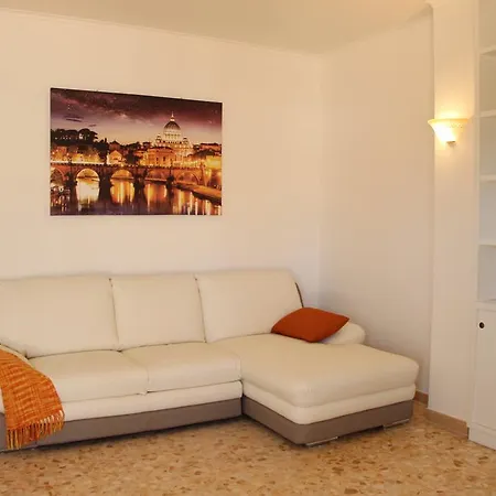 Appartamento Tempio Del Sole Roma