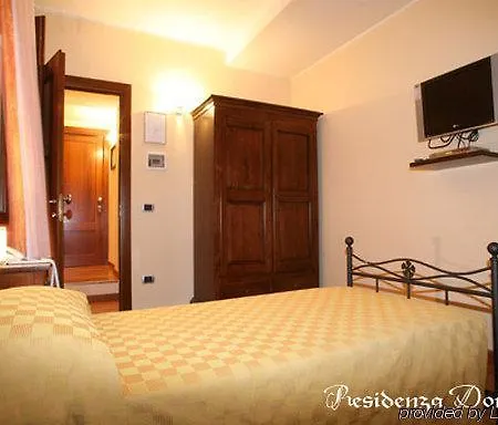 Residenza Domizia Penzion 3*