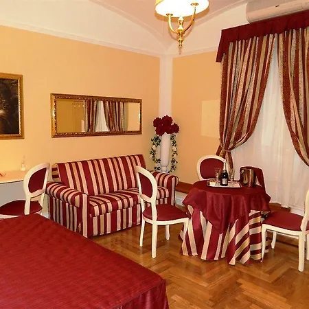 Konukevi Relais Frattina 2*