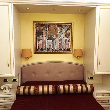 Relais Frattina 2* Roma