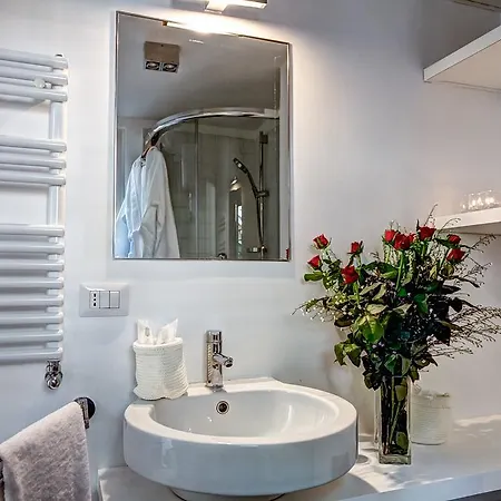 Good Life Monti Guest house