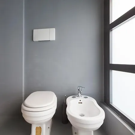 Honey Navona Deluxe Apartment