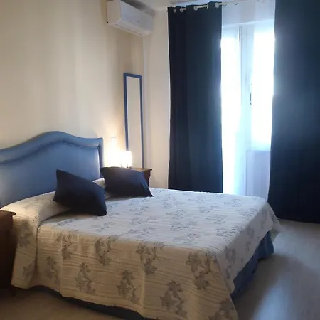 La Perla Di فندق مبيت وإفطار 2*