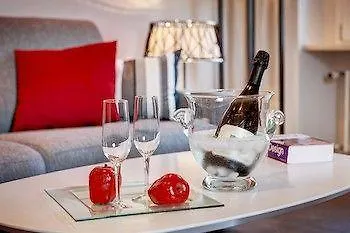 Appia Antica Aparthotel 5*