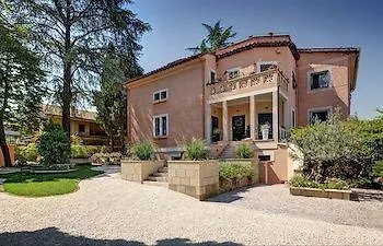 Appia Antica Aparthotel 5*