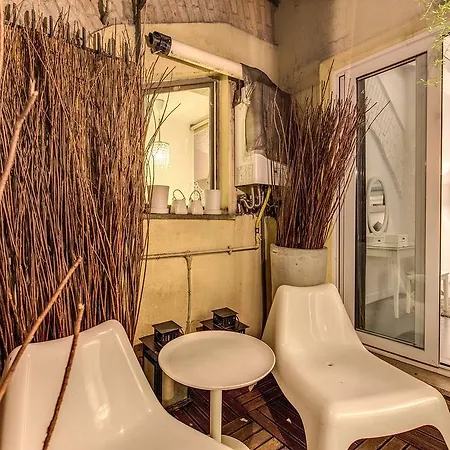 Vicolo Delle Grotte House