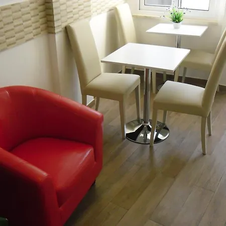 Luce Di Luna Luxury Suites