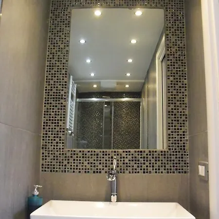 Luce Di Luna Luxury Suites Guest house