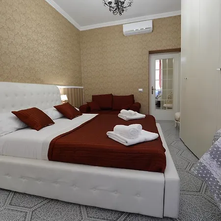 Pallacorda House * Rome