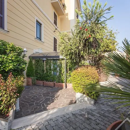 Romoli Hotel 3*